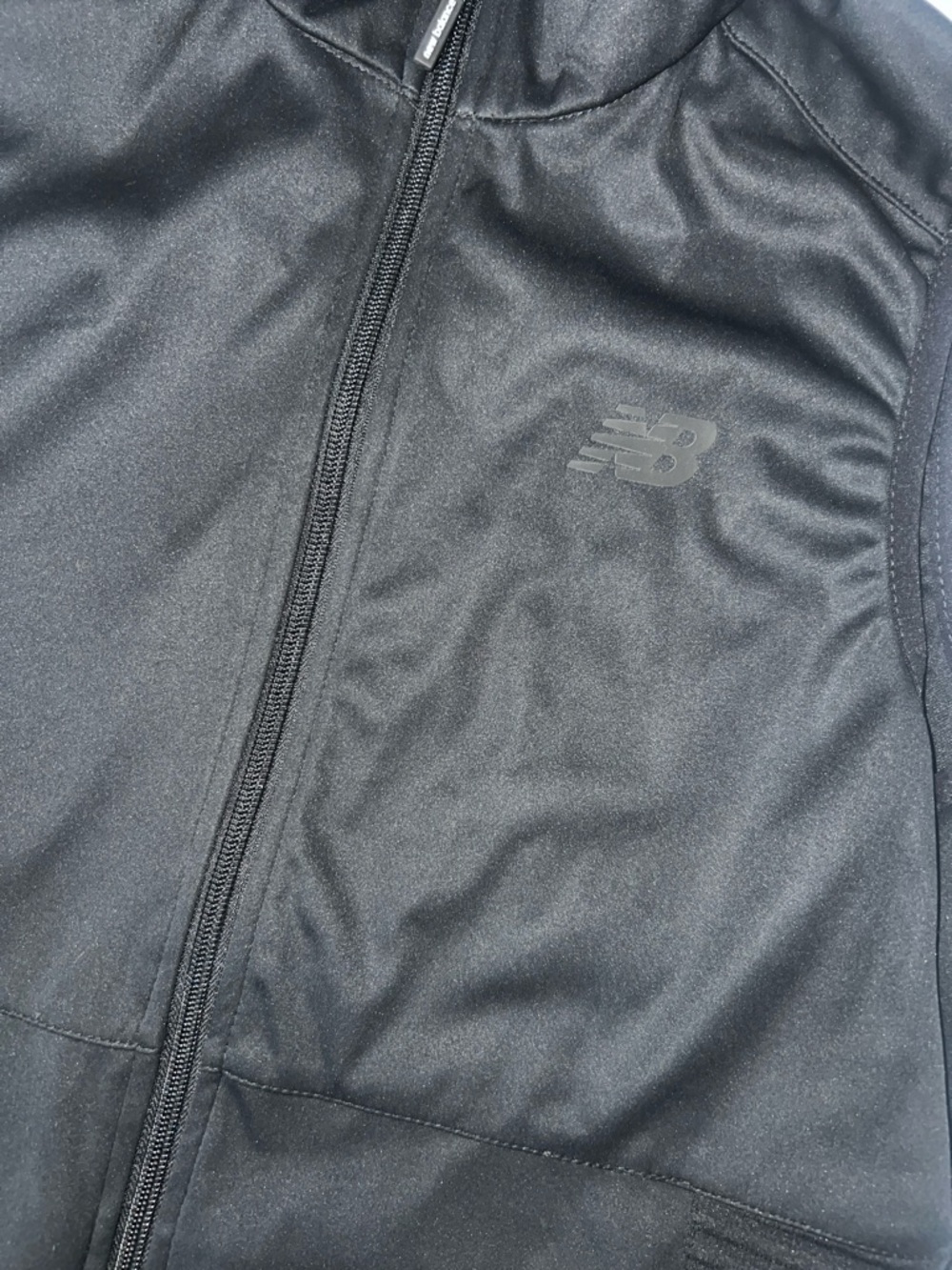 Women’s New Balance Black Athletic Vest size small - Picture 3 of 8